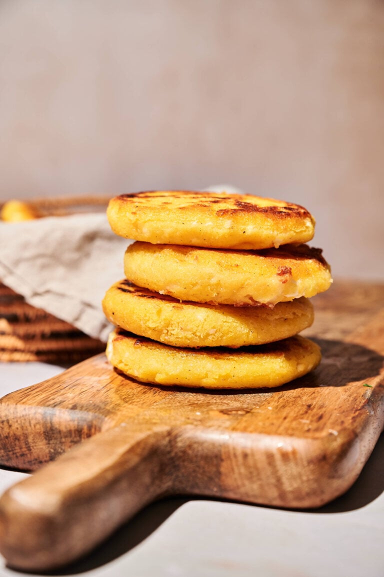 Colombian Arepas de Queso