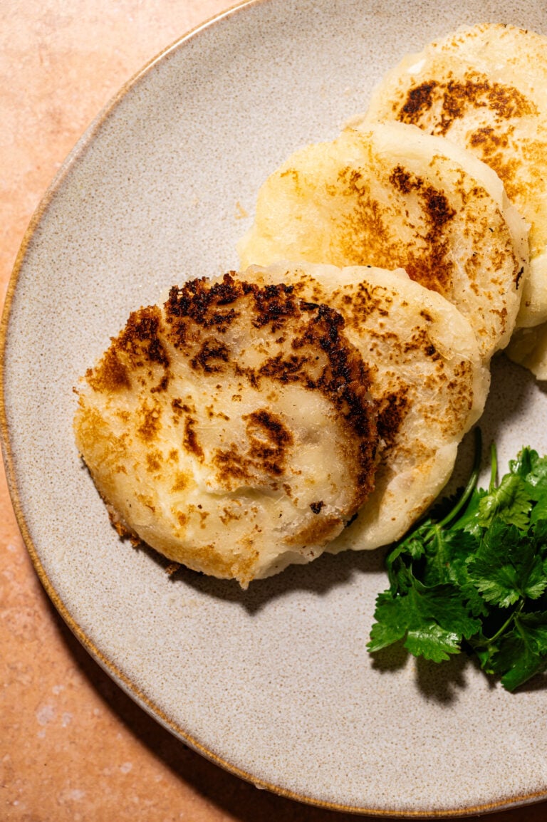 Ecuadorian Tortilla de Yuca with Mozzarella