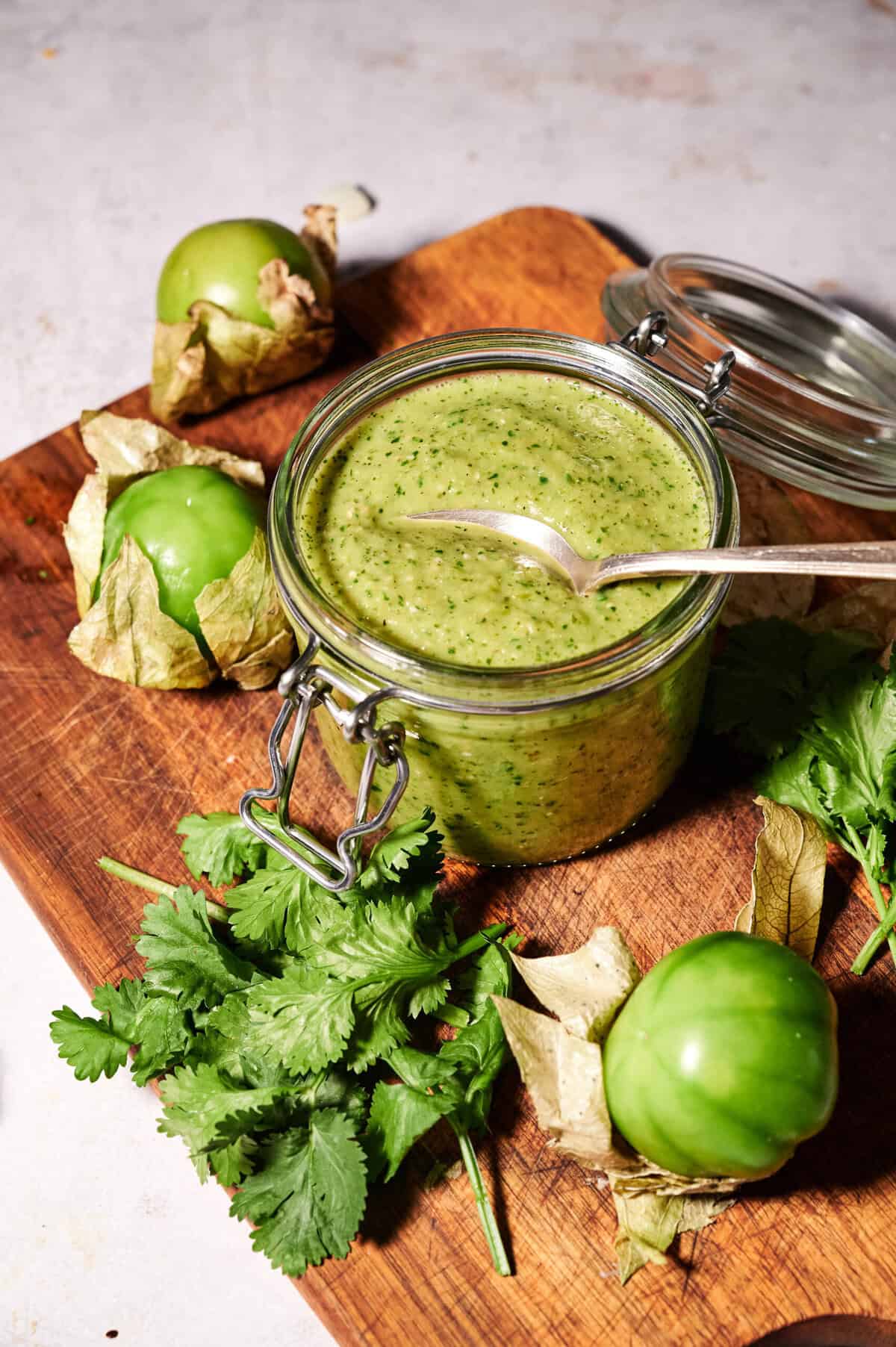 healthy roasted tomatillo salsa for appetizers