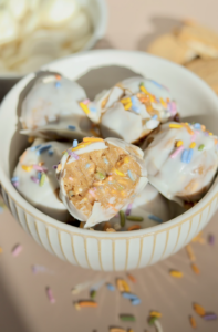 No-Bake Birthday Cake Cookie Truffles